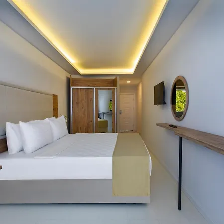 Hotel Enki Spinoza Thermal