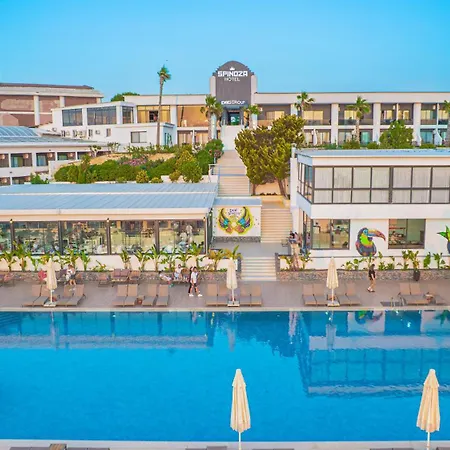 Enki Spinoza Thermal Hotel 5*