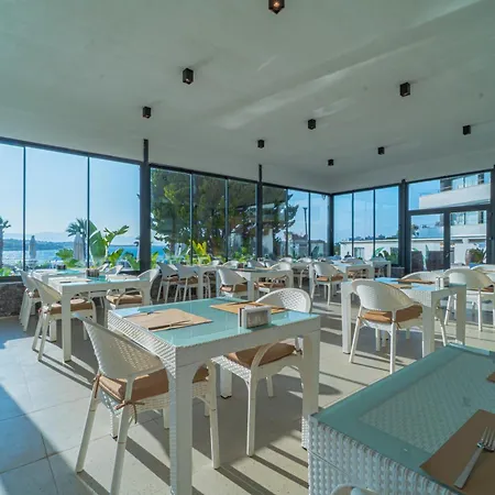 Enki Spinoza Hotel 5*