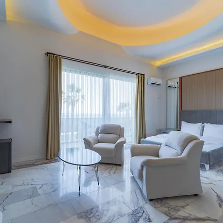 Hotel Enki Spinoza Thermal